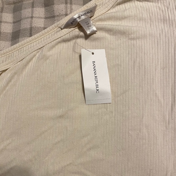 NWT Ribbed One Shoulder Shirt - Picture 3 of 4